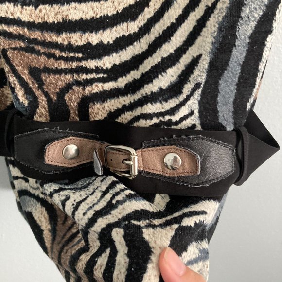 Frank Lyman Sleeveless Animal Print Top Belted Size 14 - Picture 2 of 7